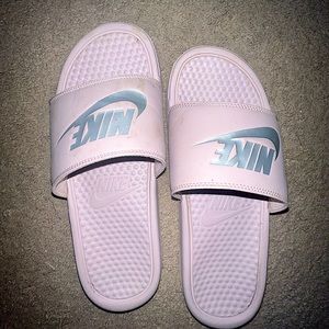Nike slides